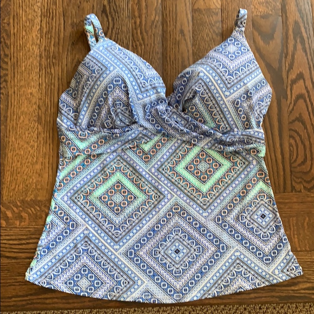 Tankini swimsuit top